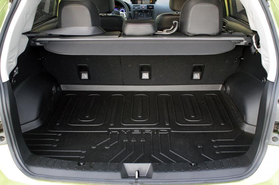  Subaru XV Crosstrek Hybrid 2014 года  (фото 30 из 53)